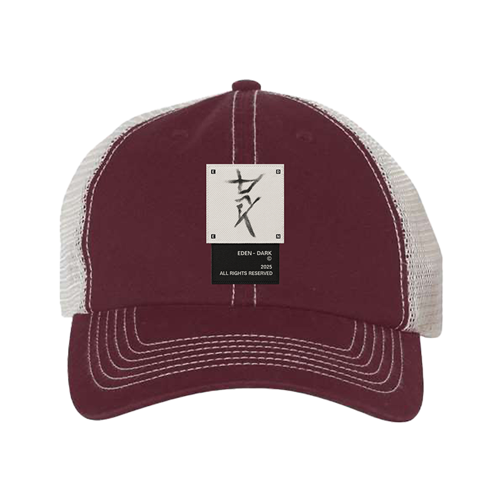 Woven Label Mesh Maroon Hat